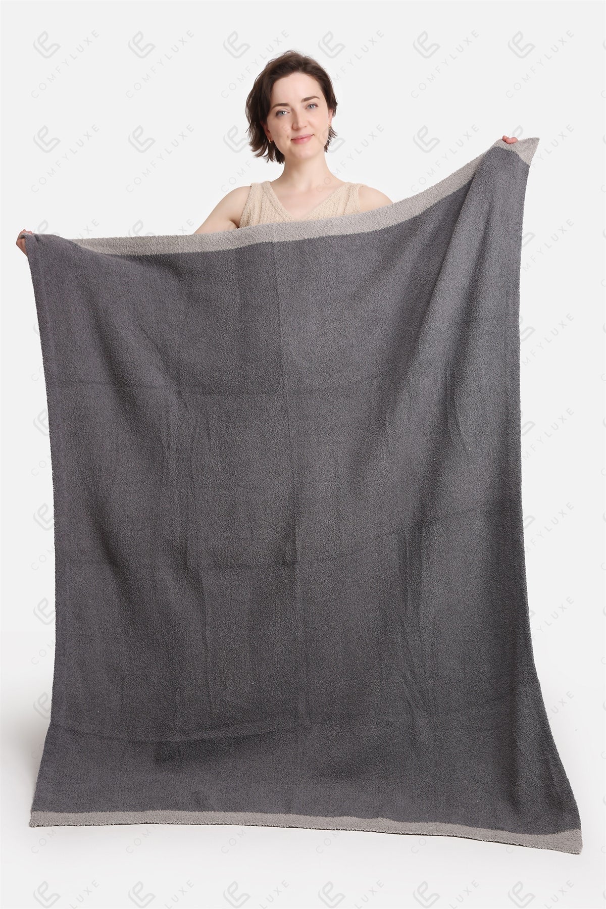 Soft Fleece Throw Blanket Plush Cozy Plaid for Couch, Bed or Living Room Decor