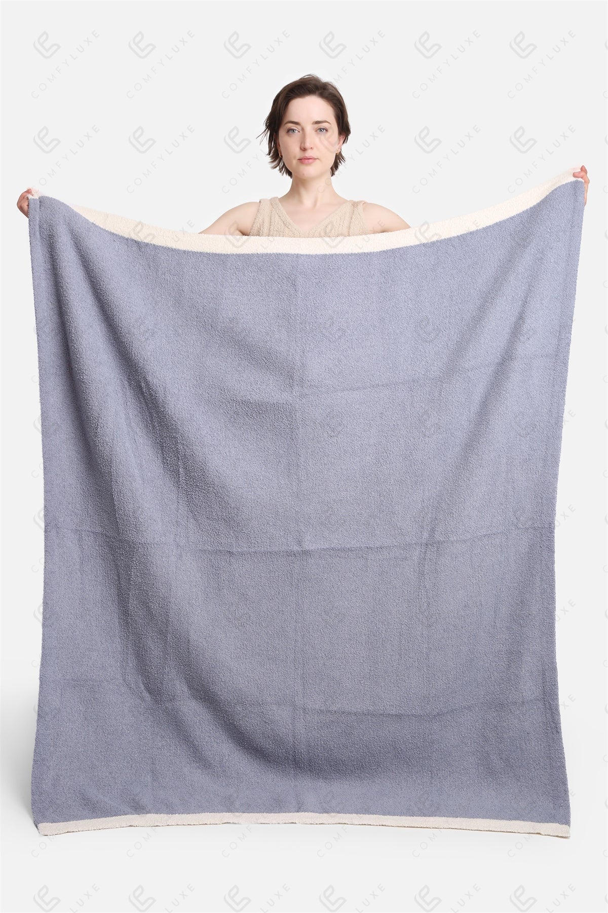 Soft Fleece Throw Blanket Plush Cozy Plaid for Couch, Bed or Living Room Decor