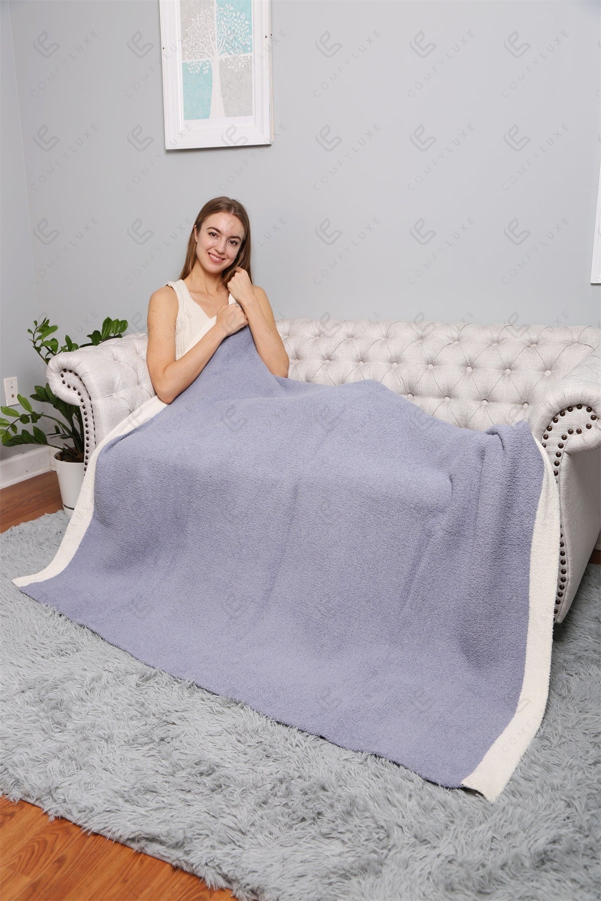 Soft Fleece Throw Blanket Plush Cozy Plaid for Couch, Bed or Living Room Decor
