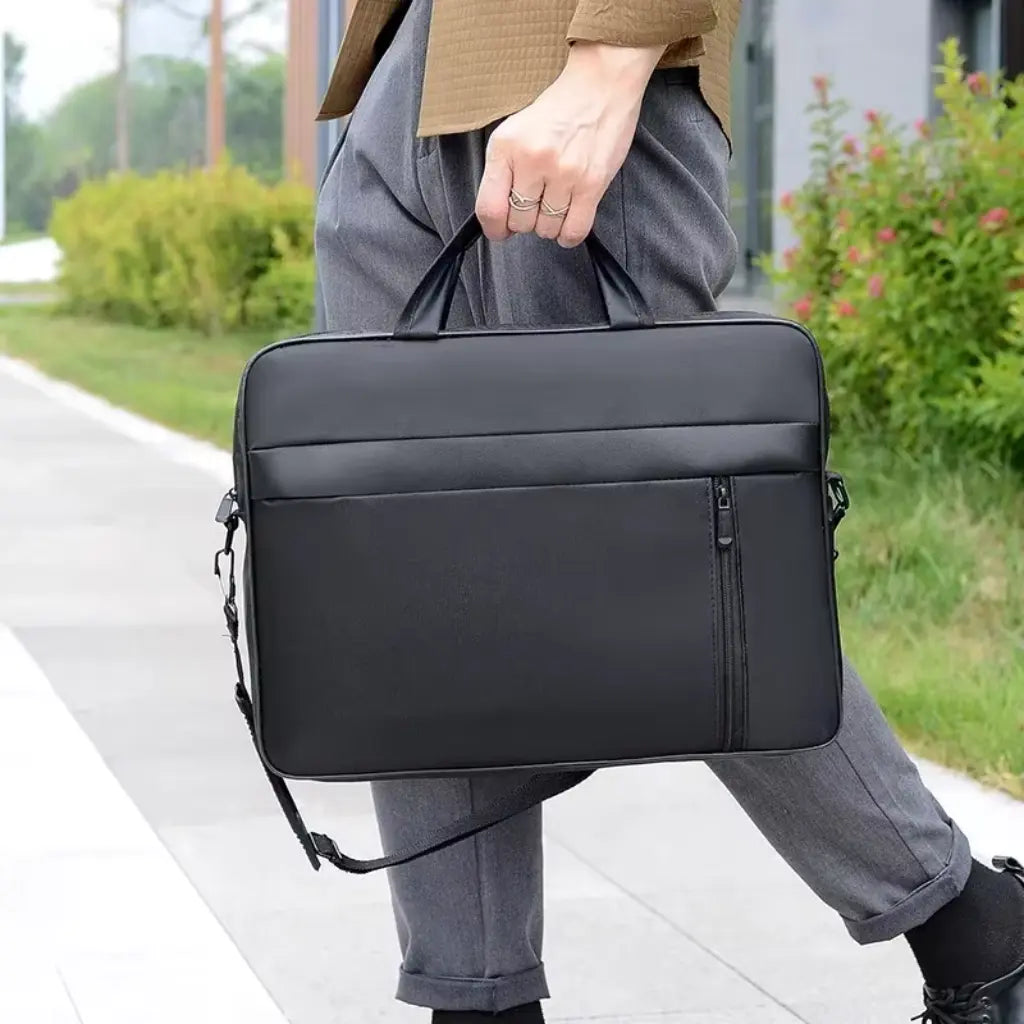 Water-Resistant 15.6" Laptop Sleeve – Slim, Shockproof, and Lightweight Black Case for HP, Dell, Lenovo, and Asus Laptops