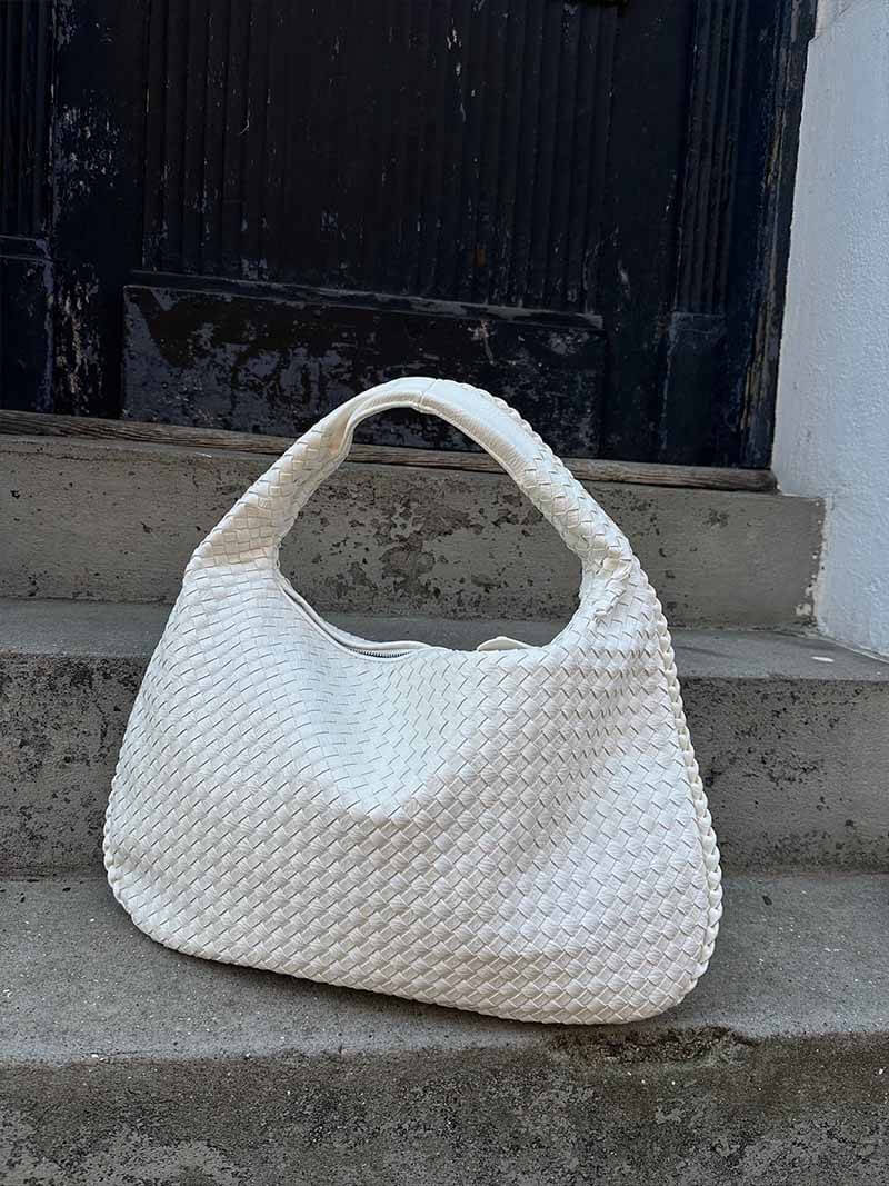 Handwoven Shoulder Bag – Stylish, Versatile & Trendy