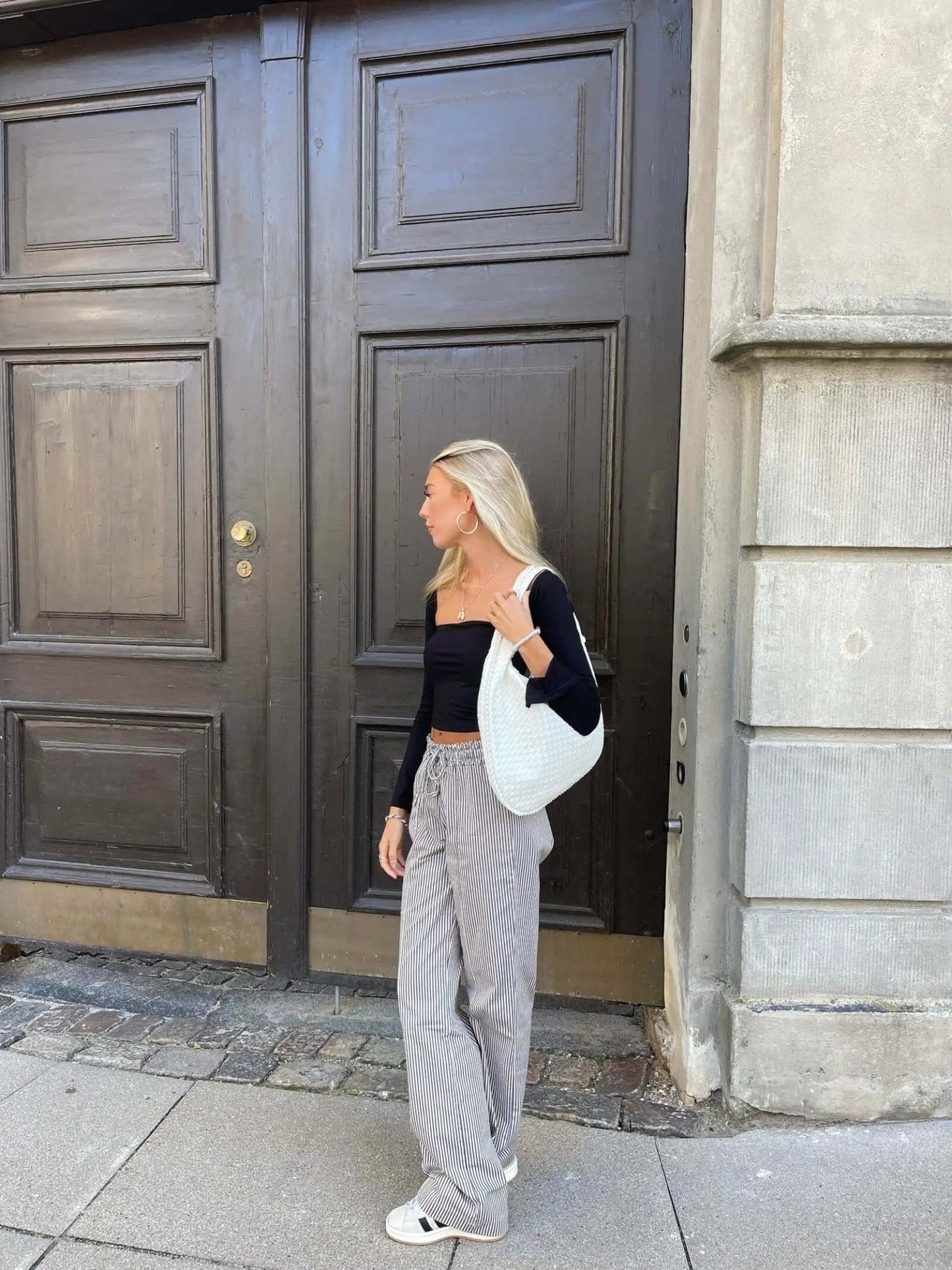 Handwoven Shoulder Bag – Stylish, Versatile & Trendy