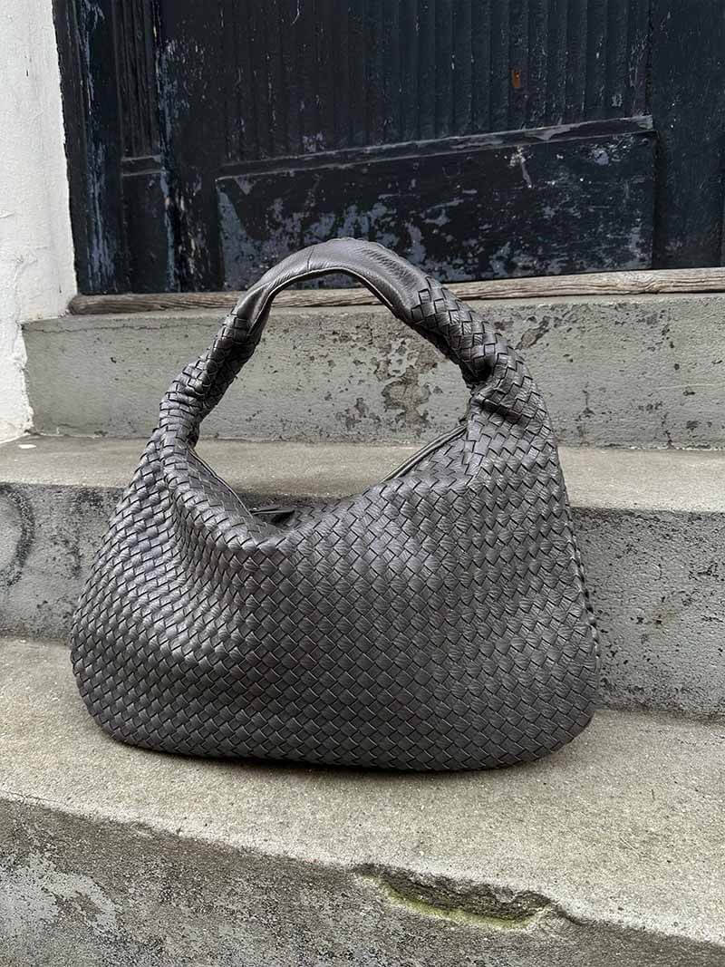 Handwoven Shoulder Bag – Stylish, Versatile & Trendy