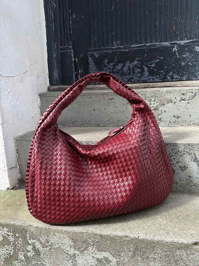 Handwoven Shoulder Bag – Stylish, Versatile & Trendy