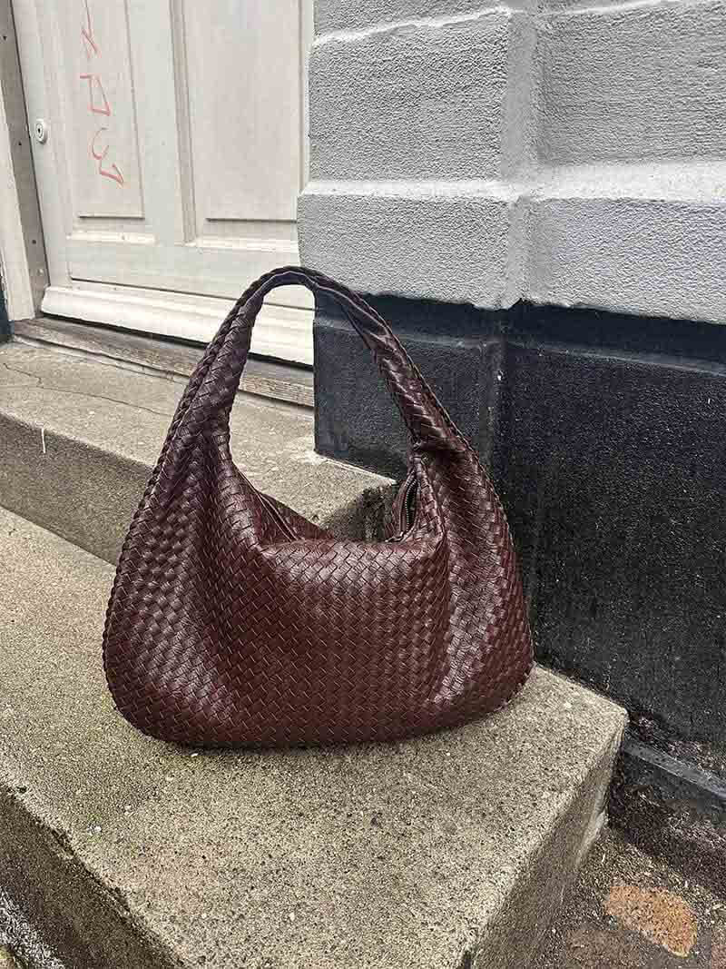 Handwoven Shoulder Bag – Stylish, Versatile & Trendy