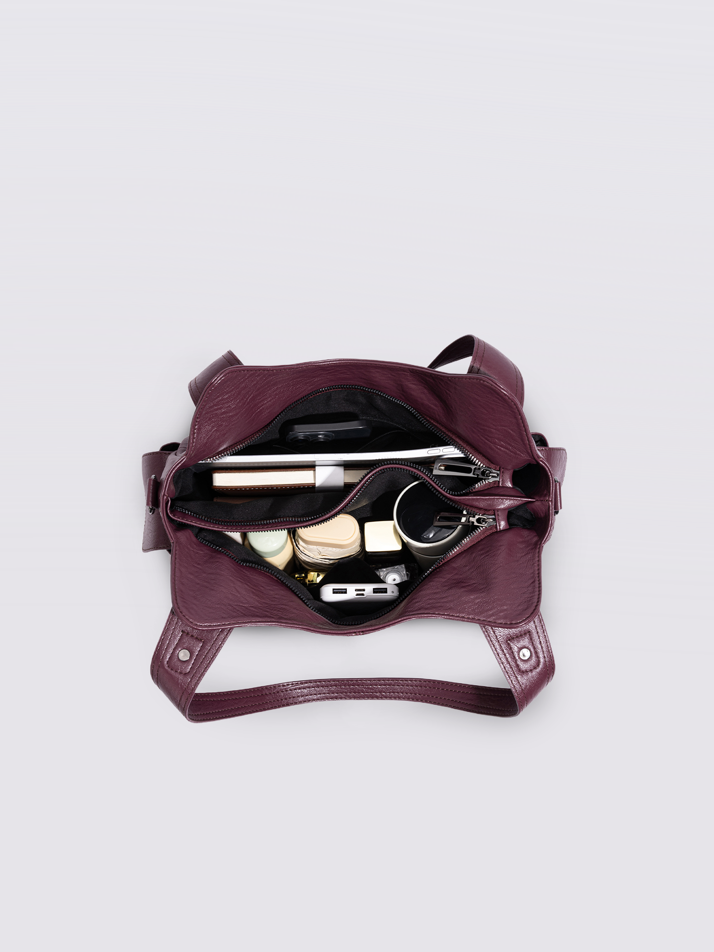 Black Leather Shoulder Bag with Side Pockets – Spacious & Elegant Women’s Leather Handbag