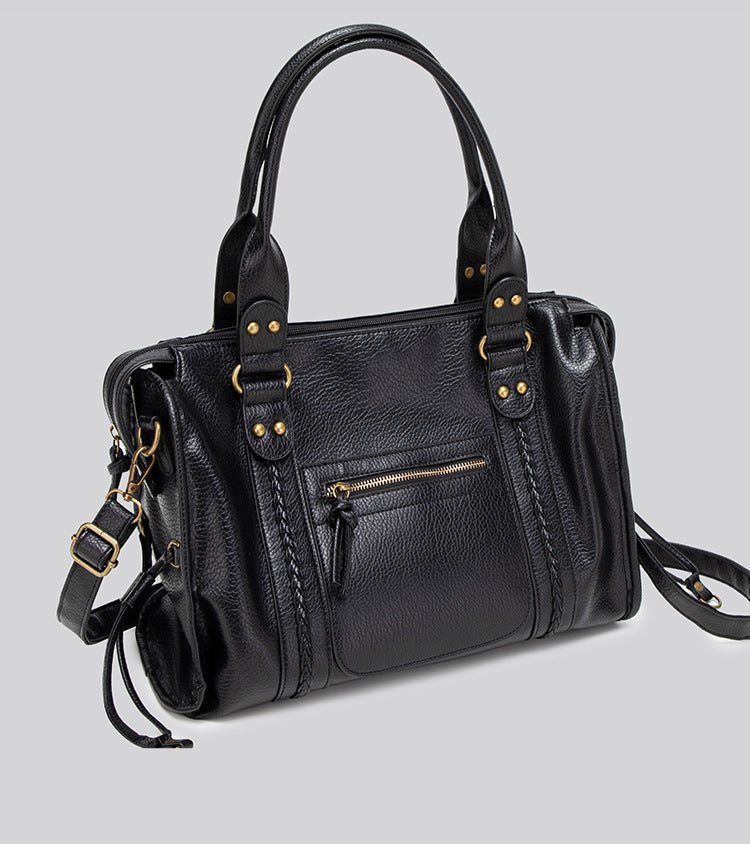 Black Handbag with Zipper – Bold & Spacious Design