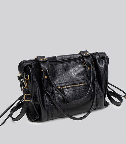 Black Handbag with Zipper – Bold & Spacious Design