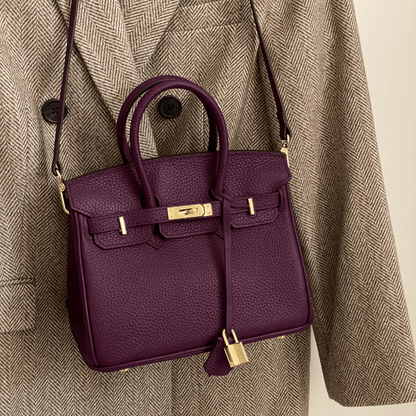 Iconic Vegan Leather Handbag – Timeless Design with Gold Accents