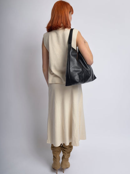 Vegan Leather Hobo Bag – Spacious, Timeless & Cruelty-Free Black Shoulder Tote
