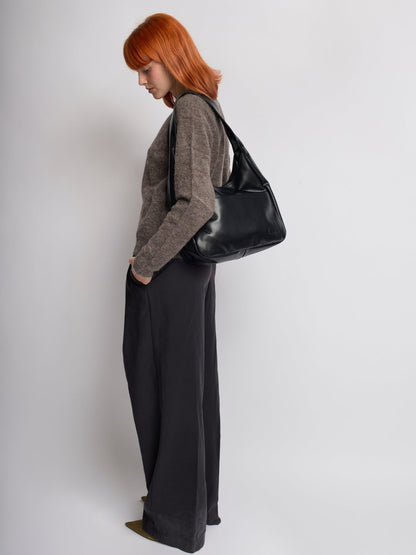 Minimalist Hobo Shoulder Bag – Vegan Leather