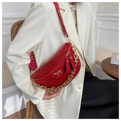 Luxe Crossbody Belt Bag with Gold Chain – Stylish & Versatile