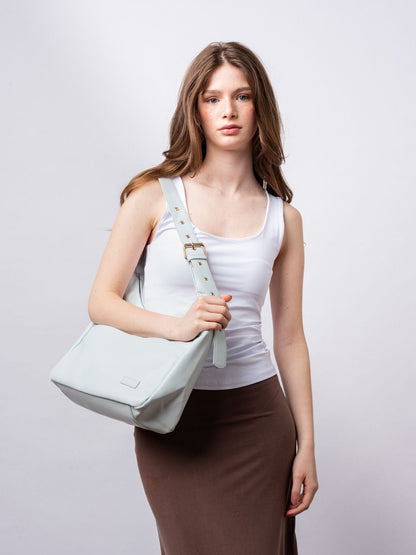 Black Shoulder Bag – Minimalist & Spacious Vegan Leather Design