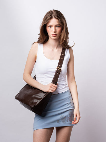 Black Shoulder Bag – Minimalist & Spacious Vegan Leather Design