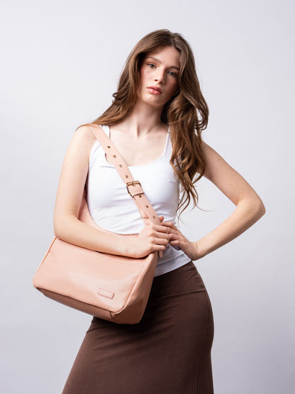 Black Shoulder Bag – Minimalist & Spacious Vegan Leather Design