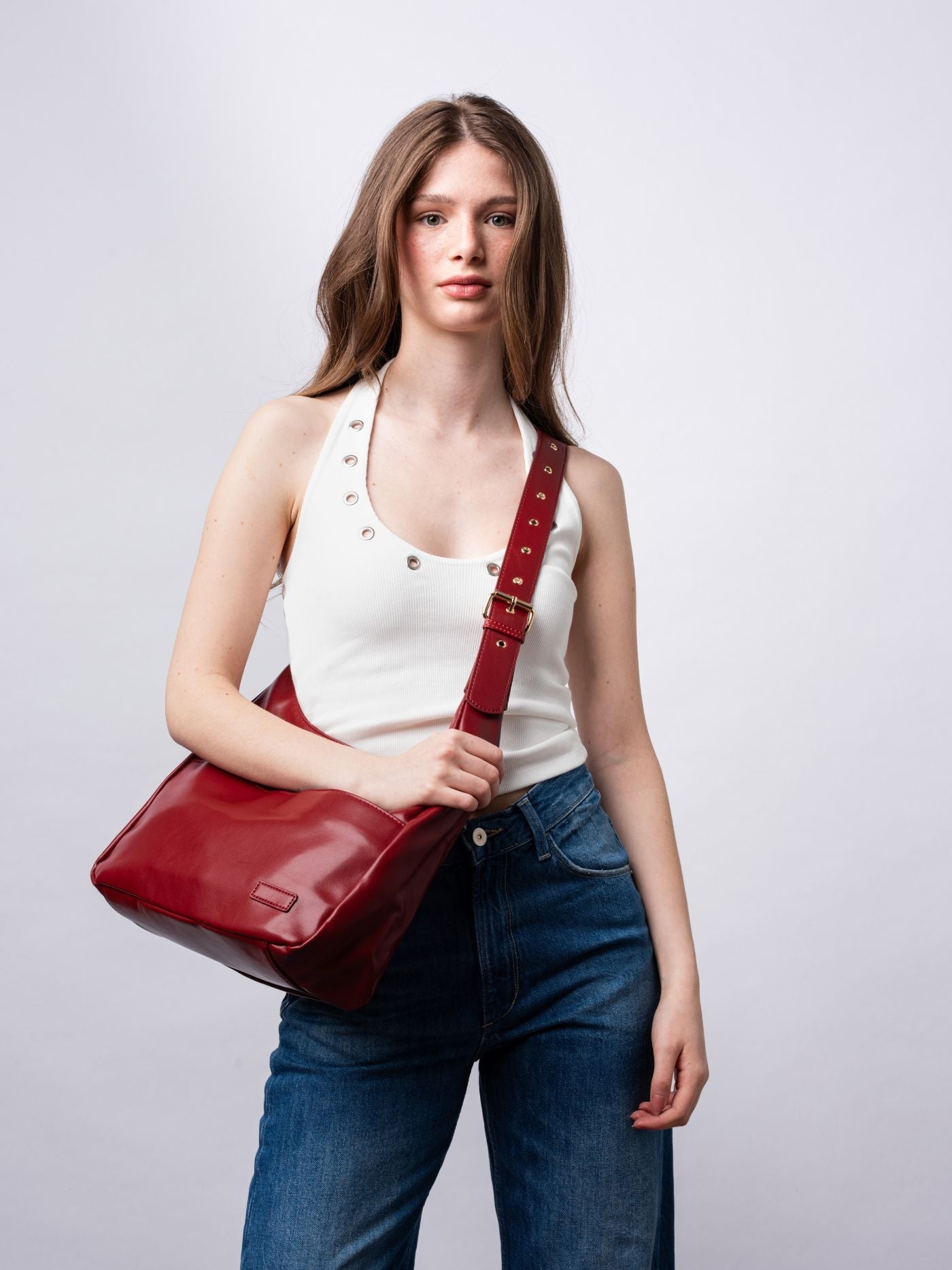 Black Shoulder Bag – Minimalist & Spacious Vegan Leather Design