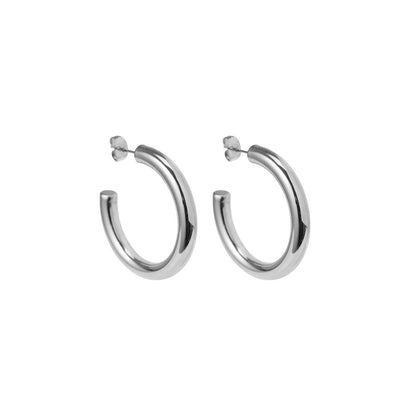 Gold Hoop Earrings – Classic Shiny Statement Jewelry