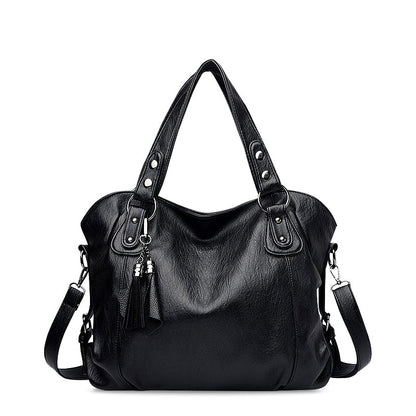 Luxury Women’s Handbag – Spacious Shoulder Bag with Tassels