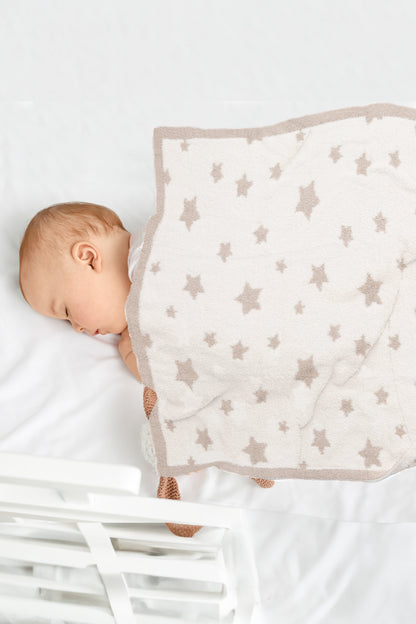 Kids Bee Print Microfiber Throw Blanket – Soft & Cozy 29” x 35” for Toddler Bedding & Nursery Décor