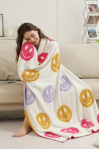 Multicolor Smiley Face Fleece Throw Blanket – Soft, Cozy & Playful Home Decor