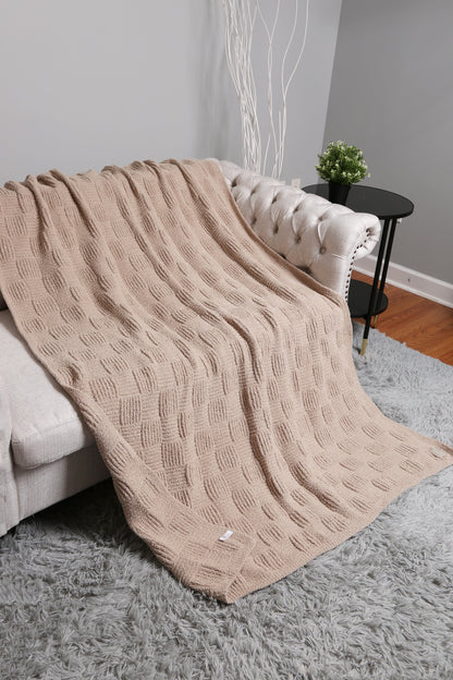 Luxe Knitted Fleece Throw Blanket – Ultra-Soft, Stylish & Cozy Home Essential