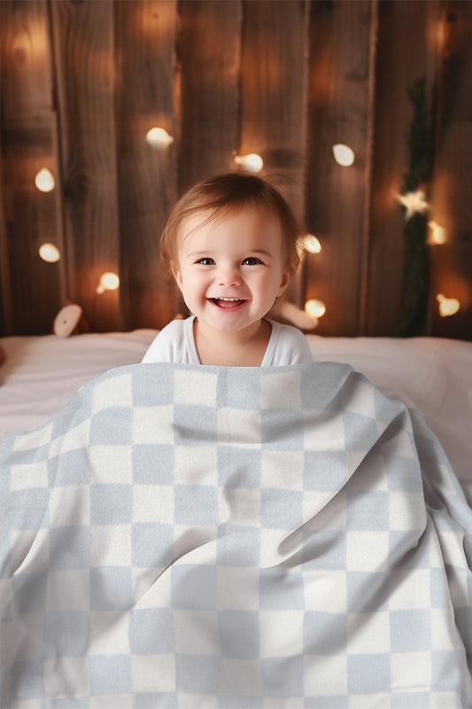 Kids Checkered Fleece Throw Blanket – Ultra Soft & Cozy
