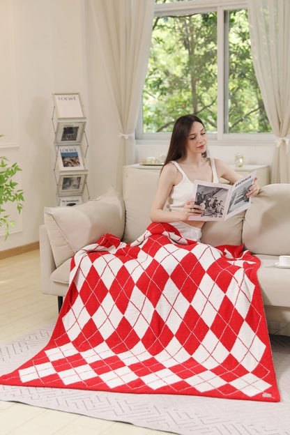 Luxe Argyle Plaid Throw Blanket – Ultra-Soft Microfiber Home Decor Accent (50” x 60”) – Beige, Black, Blue, Gray, Pink/Green, Red