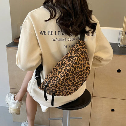 Trendy Leopard Print Crossbody Bag – Stylish & Comfortable Everyday Purse