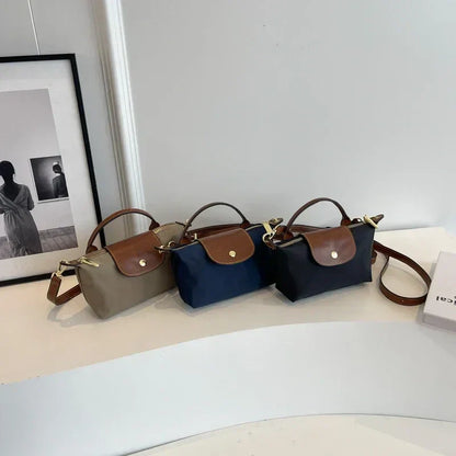 Stylish Women's Shoulder Bag – Compact, Practical, and Water-Resistant