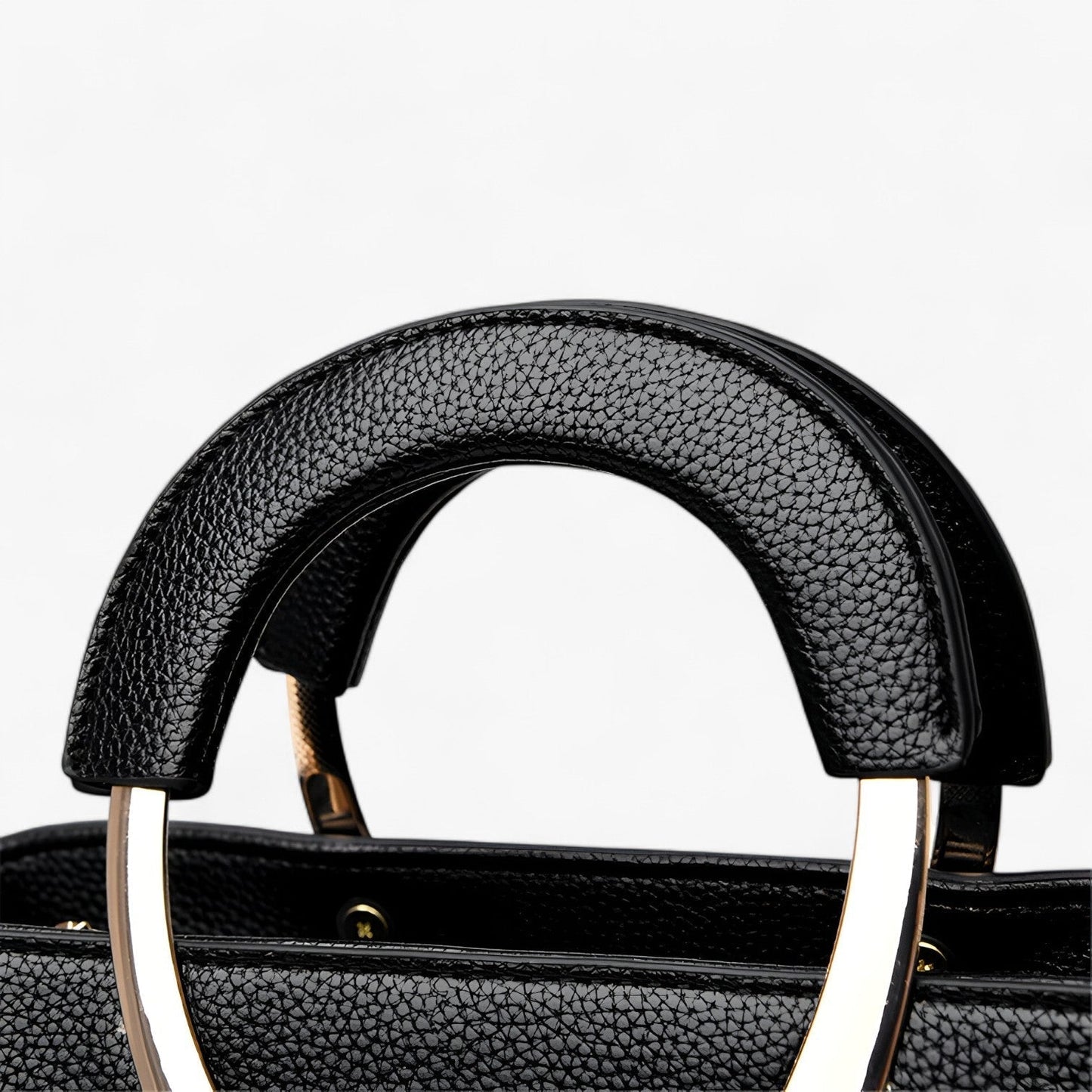 Elegant PU Leather Handbag – Stylish, Practical & Timeless Design