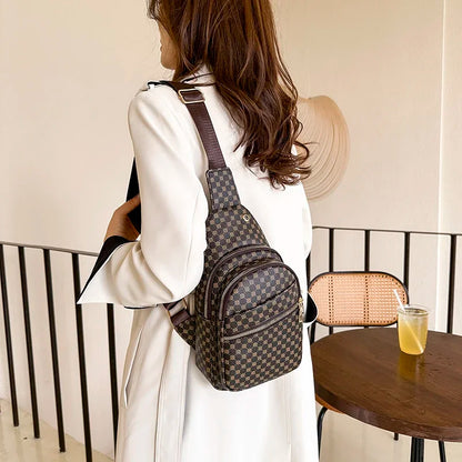 Luxe Checkered Crossbody Belt Bag – Stylish Plaid Fanny Pack with Adjustable Strap for Women