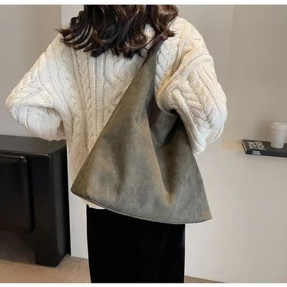 Elegant Women's Shoulder Bag – Spacious, Stylish & Comfortable Handbag for Daily Use