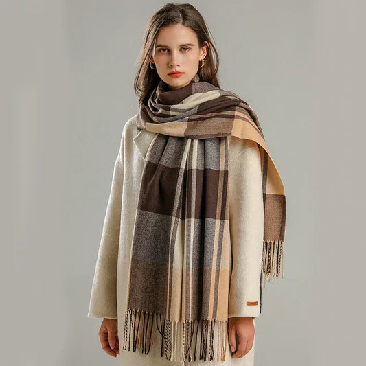 Luxury Cashmere Plaid Scarf for Women – Soft, Warm & Timeless Winter Accessory
