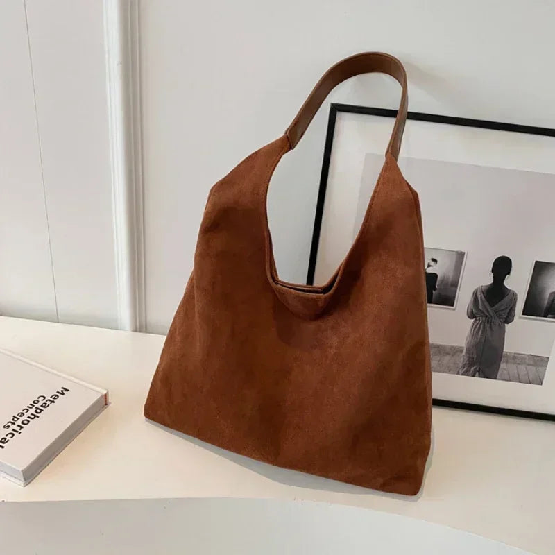 Elegant Women's Shoulder Bag – Spacious, Stylish & Comfortable Handbag for Daily Use