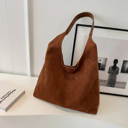Elegant Women's Shoulder Bag – Spacious, Stylish & Comfortable Handbag for Daily Use