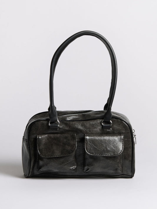 Luxury Vintage Shoulder Bag with Front Pockets – Vegan Leather & Timeless Design