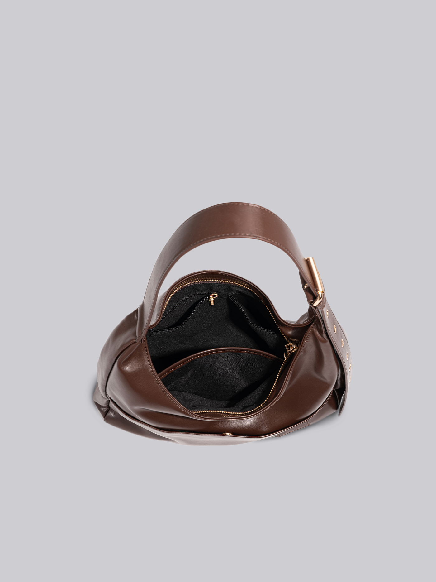 Black Shoulder Bag – Minimalist & Spacious Vegan Leather Design