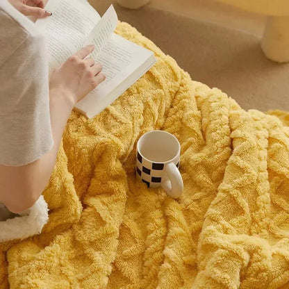 Double-Sided Fluffy Fleece Blanket – Ultra Soft Warm Throw for Couch & Bed | Cozy Plush Blanket in Multiple Colors