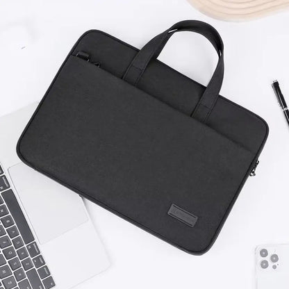 Stylish 17-Inch Women's Laptop Tote – Water-Resistant & Lightweight Design