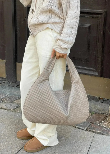 Handwoven Shoulder Bag – Stylish, Versatile & Trendy
