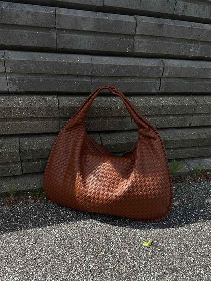 Handwoven Shoulder Bag – Stylish, Versatile & Trendy