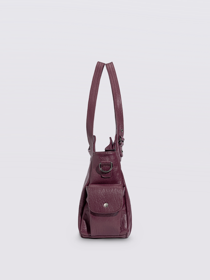 Black Leather Shoulder Bag with Side Pockets – Spacious & Elegant Women’s Leather Handbag